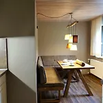 Montara Apartament *